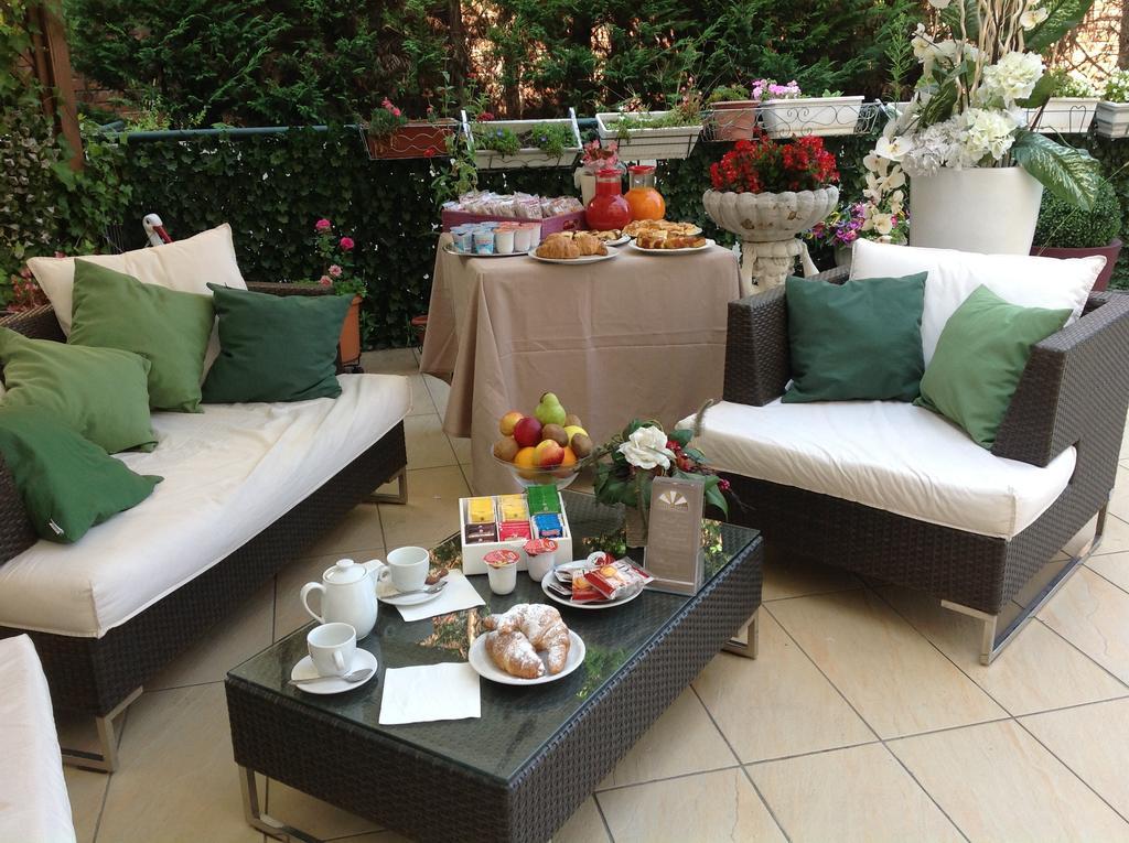 Hotel Parisi 니첼리노 외부 사진