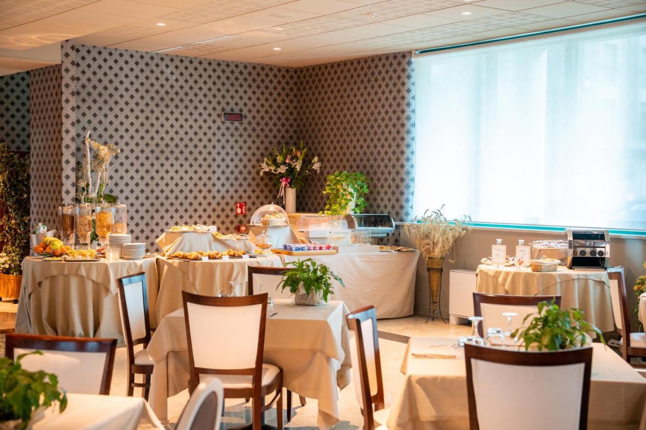 Hotel Parisi 니첼리노 외부 사진