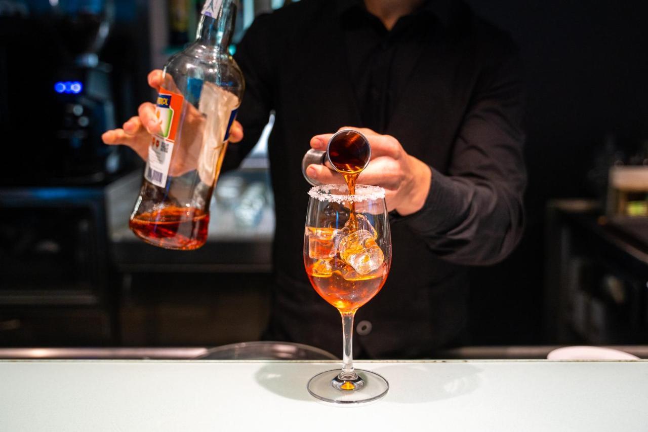 Hotel Parisi 니첼리노 외부 사진