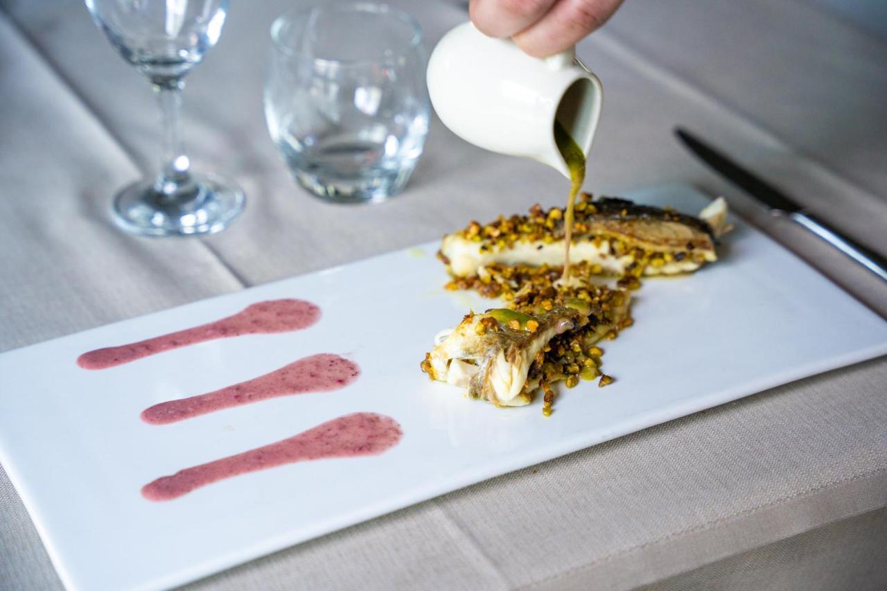 Hotel Parisi 니첼리노 외부 사진